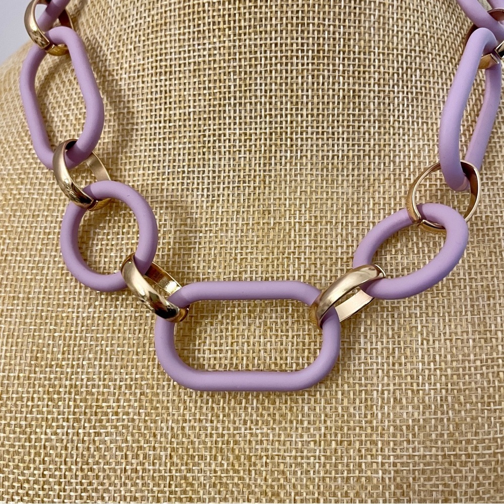 New Chico’s Gold & Purple Chain Link Necklace - Picture 2 of 4